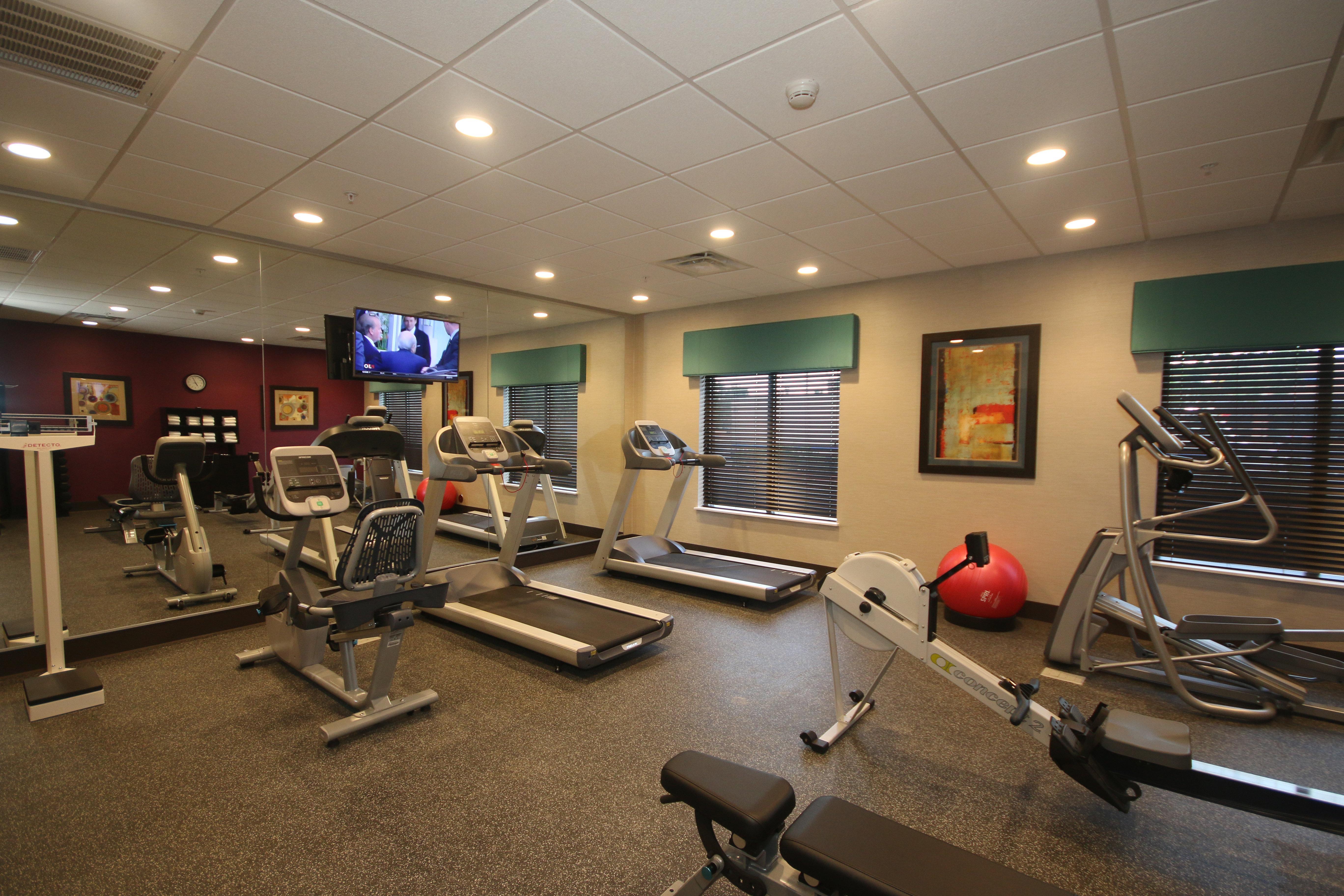 Holiday Inn Express & Suites Charlotte North By Ihg Exterior photo
